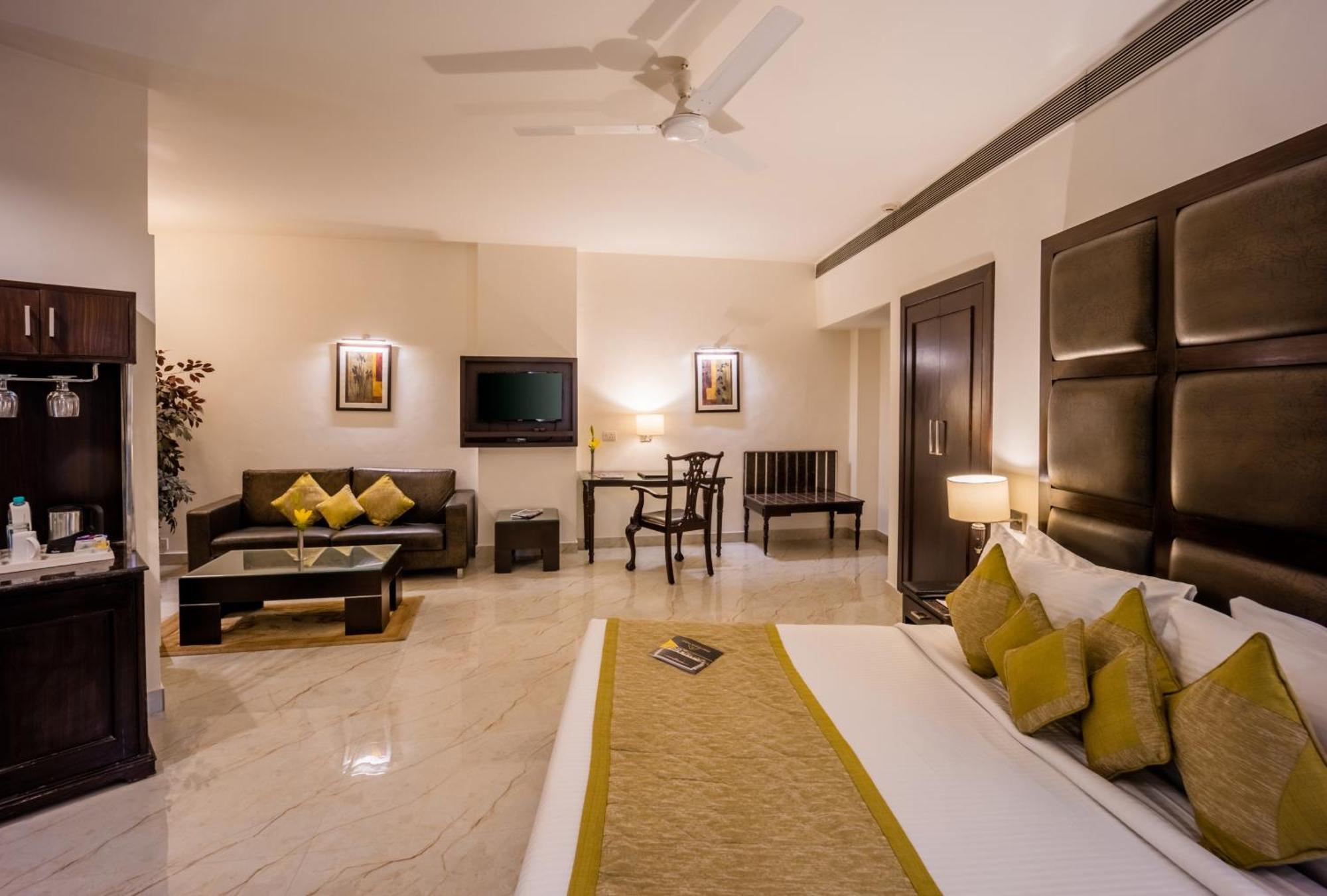 Hotel Shanti Palace Mahipalpur New Delhi Exterior foto