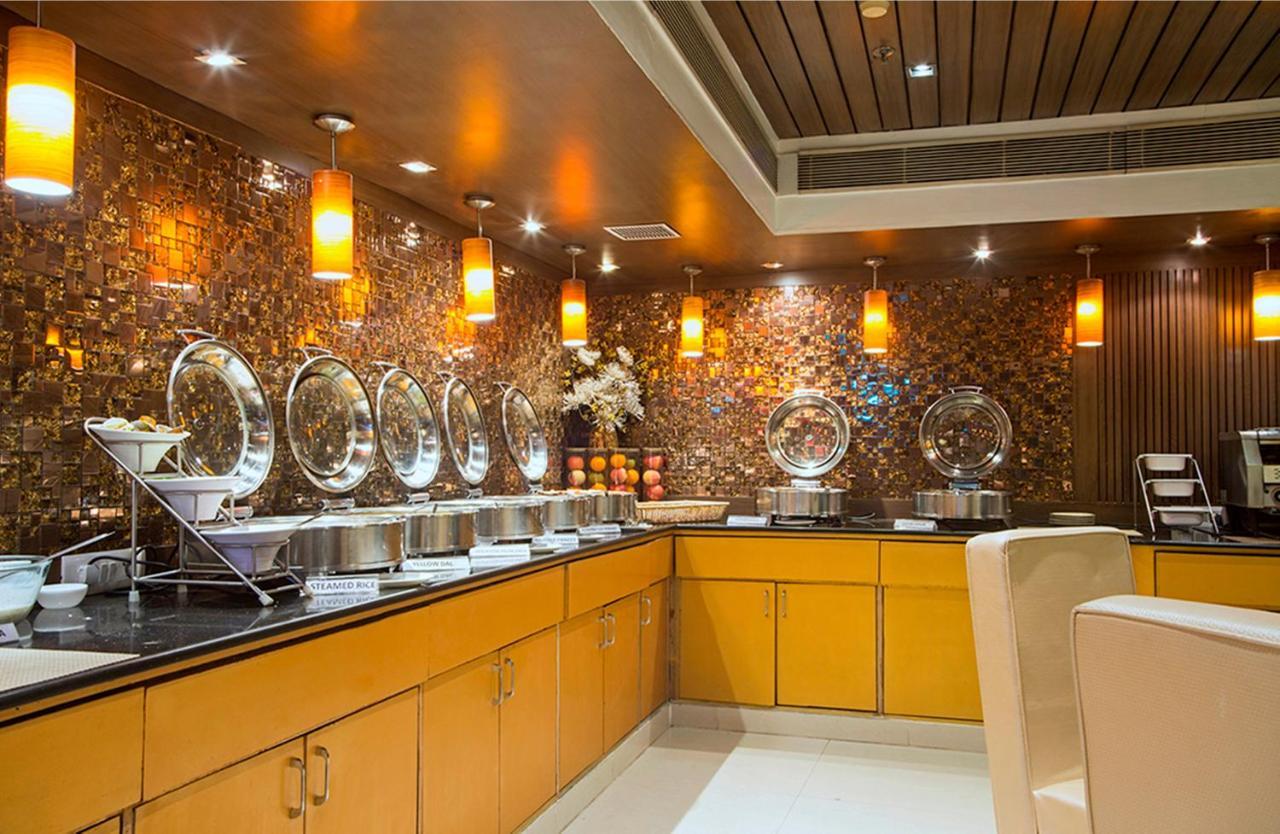 Hotel Shanti Palace Mahipalpur New Delhi Exterior foto